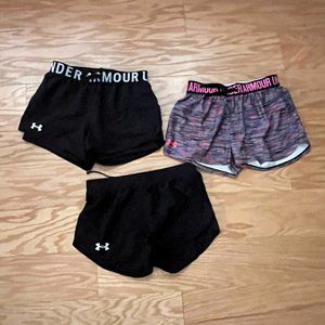 BUNDLE of three pairs of under armour shorts size youth Medium